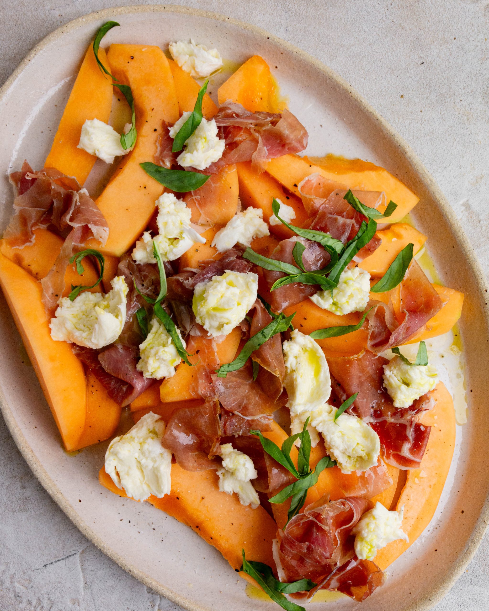 Rockmelon And Prosciutto Salad Daen S Kitchen