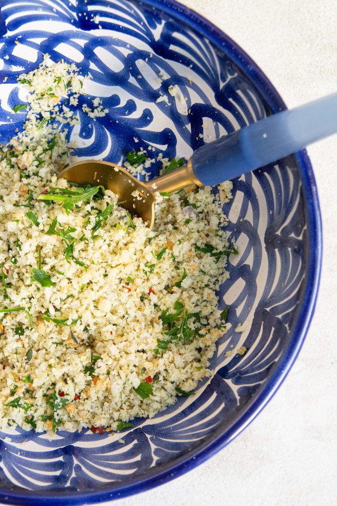 Roasted tomatoes with herby breadcrumbs