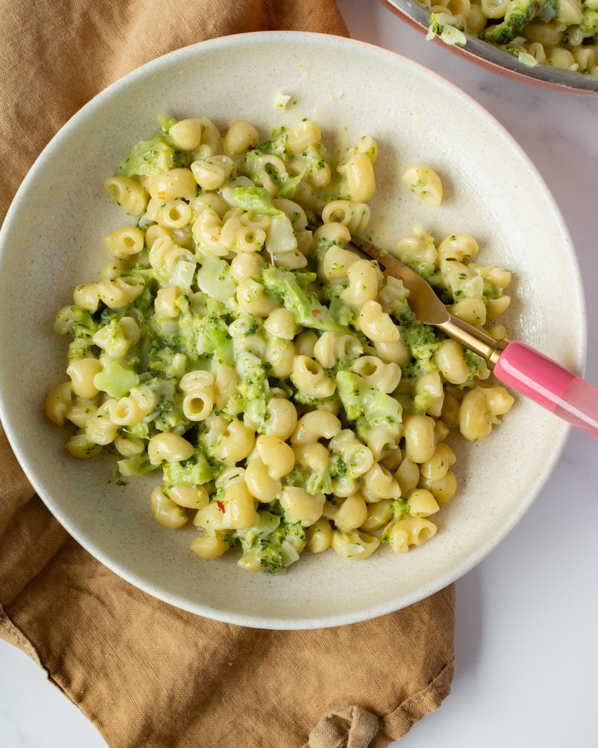 One Pot Broccoli Pasta Daen S Kitchen