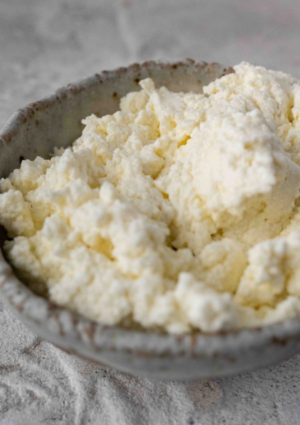 Creamy homemade ricotta cheese