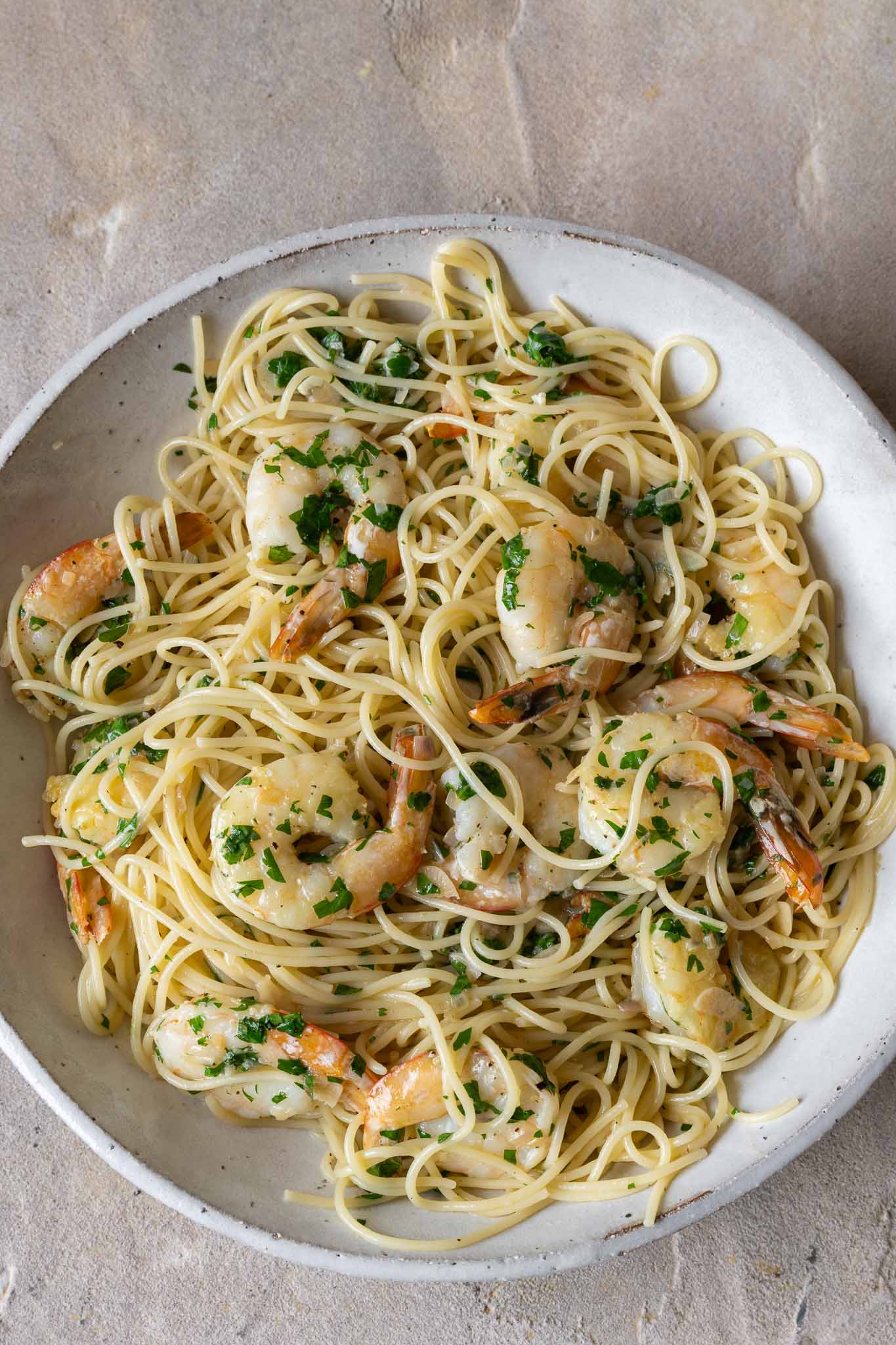 Garlic Butter Prawn Pasta Daen's Kitchen