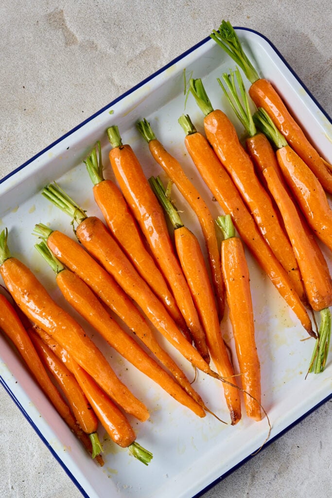 Roasted carrots in tray