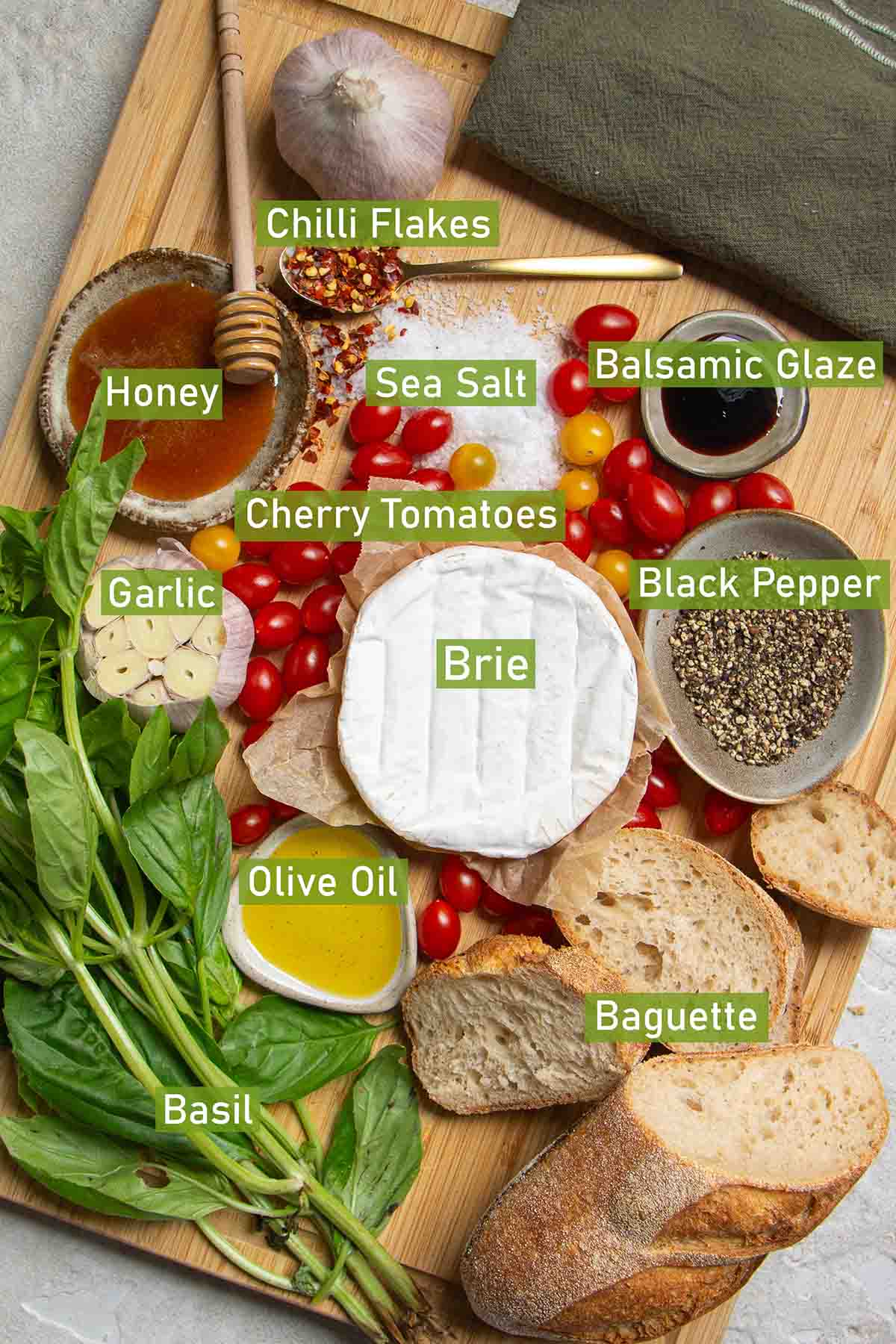 ingredients for roasted tomato and garlic brie.